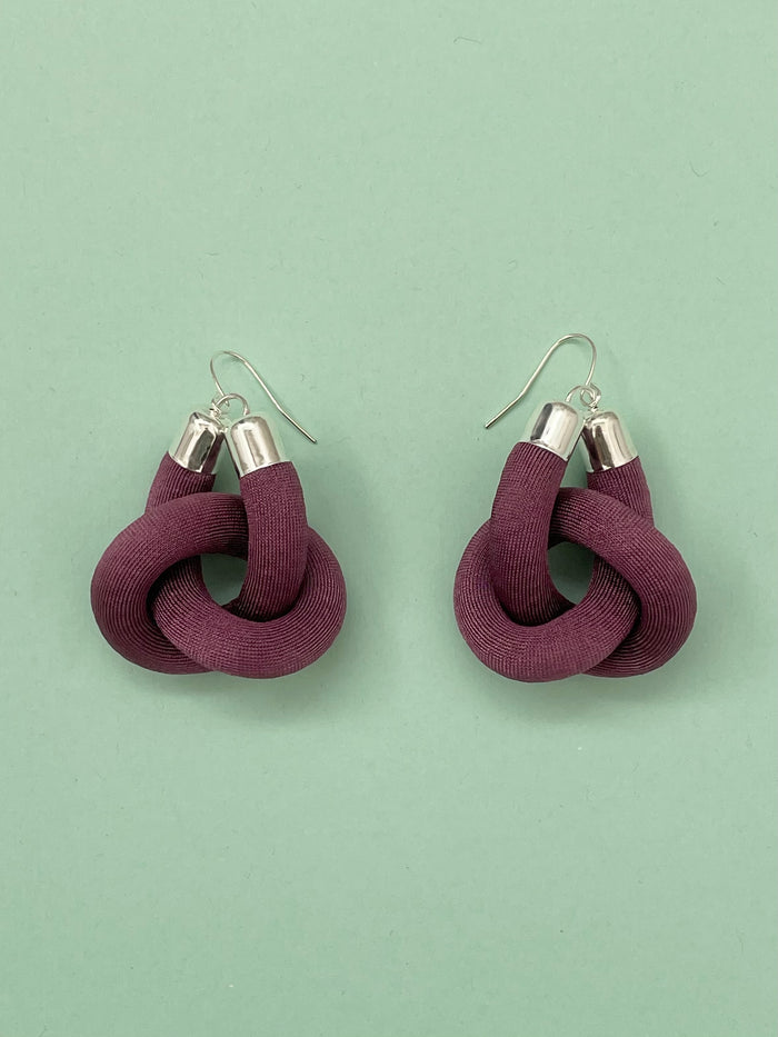 AROS NUDO COLGANTE burdeo claro