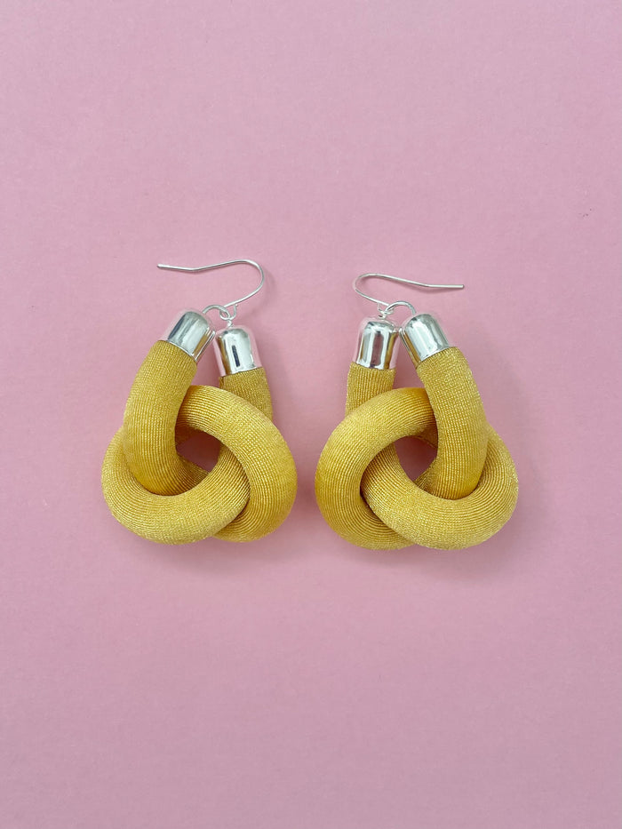 AROS NUDO COLGANTE mostaza