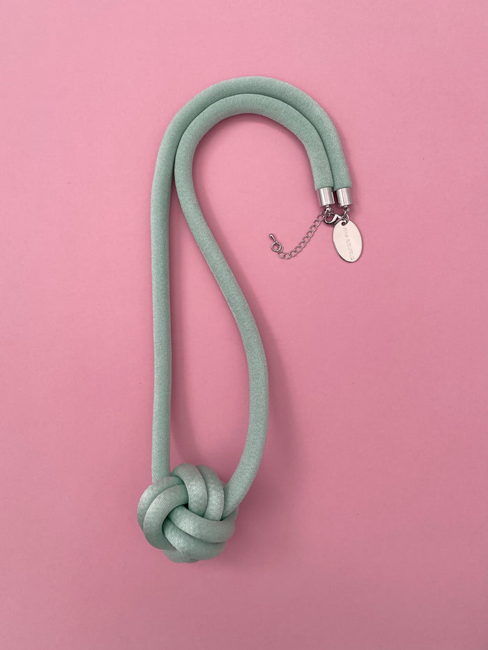 COLLAR BOLA menta