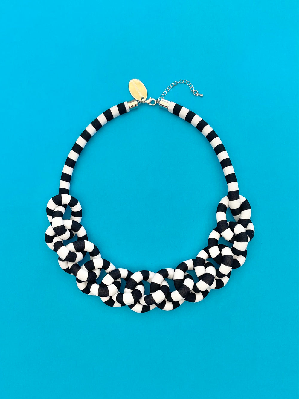 Collar Cadena - rayado blanco y negro