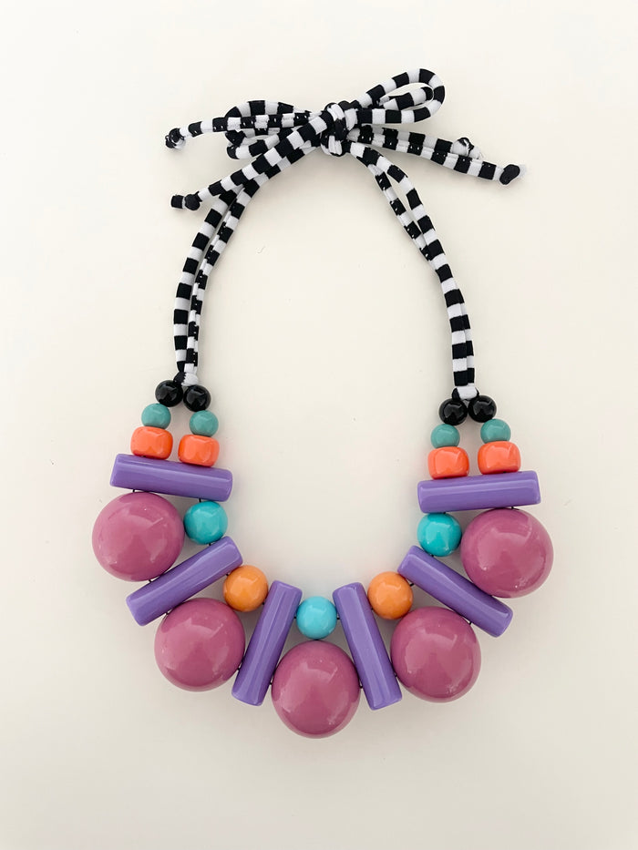 Collar Resina + tela 11