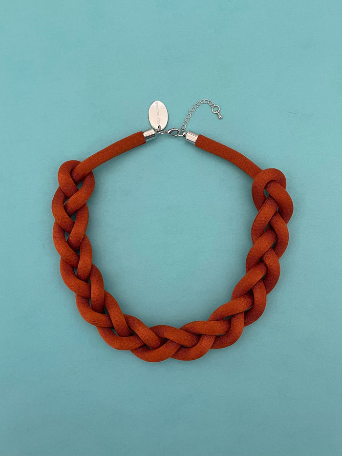 Collar Trenzado color cobre