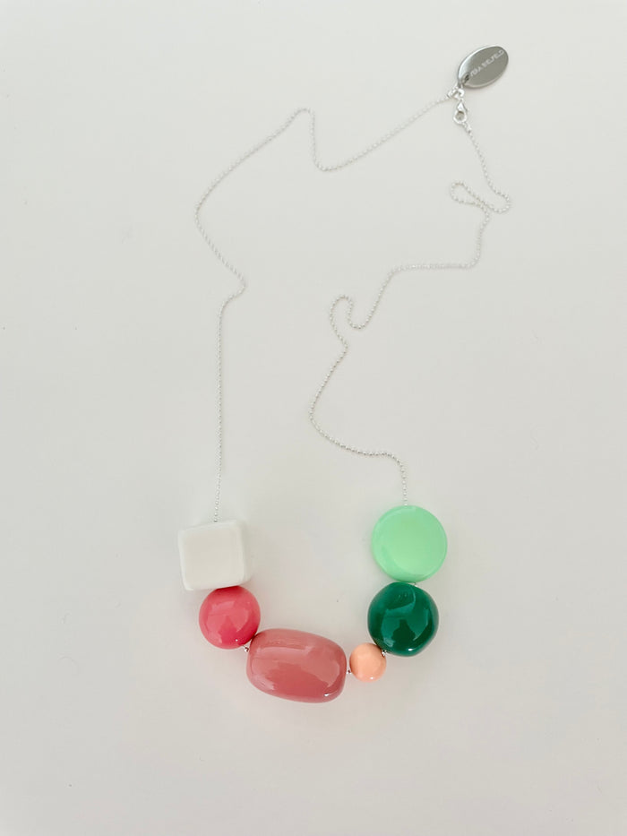 Collar resina degradé verde/rosa