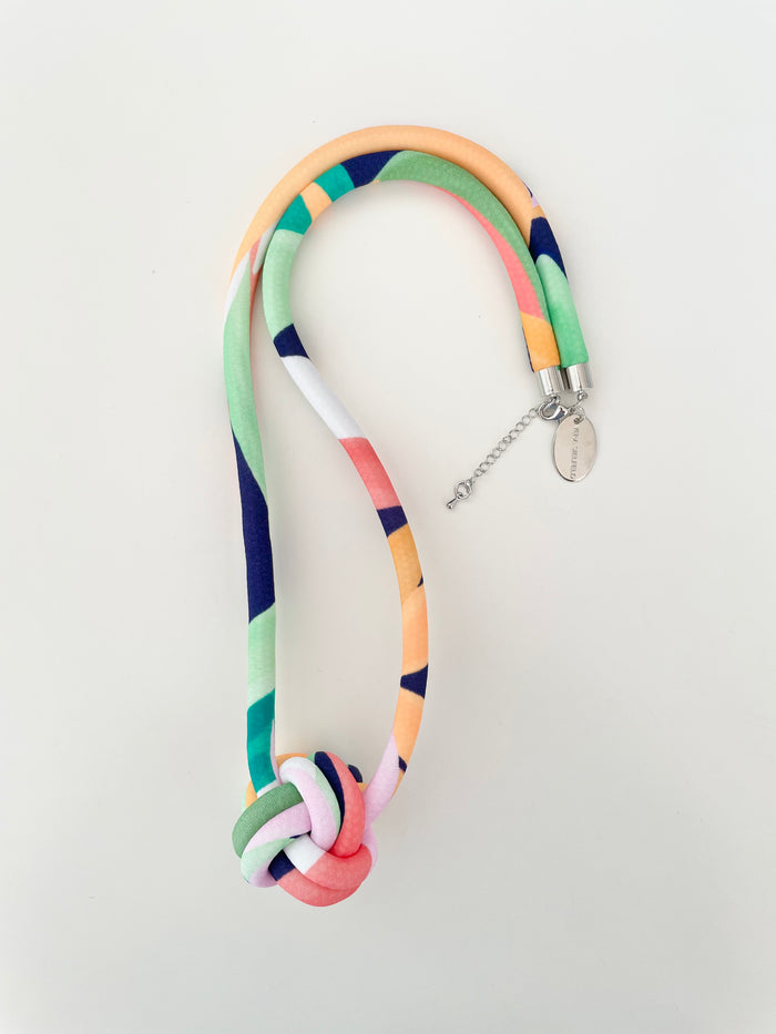 COLLAR BOLA print mix selva