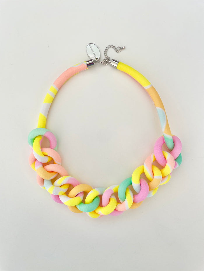 COLLAR CADENA multicolor pastel flúor