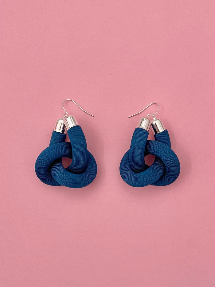 Aros Nudo Colgante - azul petróleo
