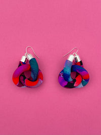 Aros Nudo Colgante - multicolor morado/burdeo/rojo