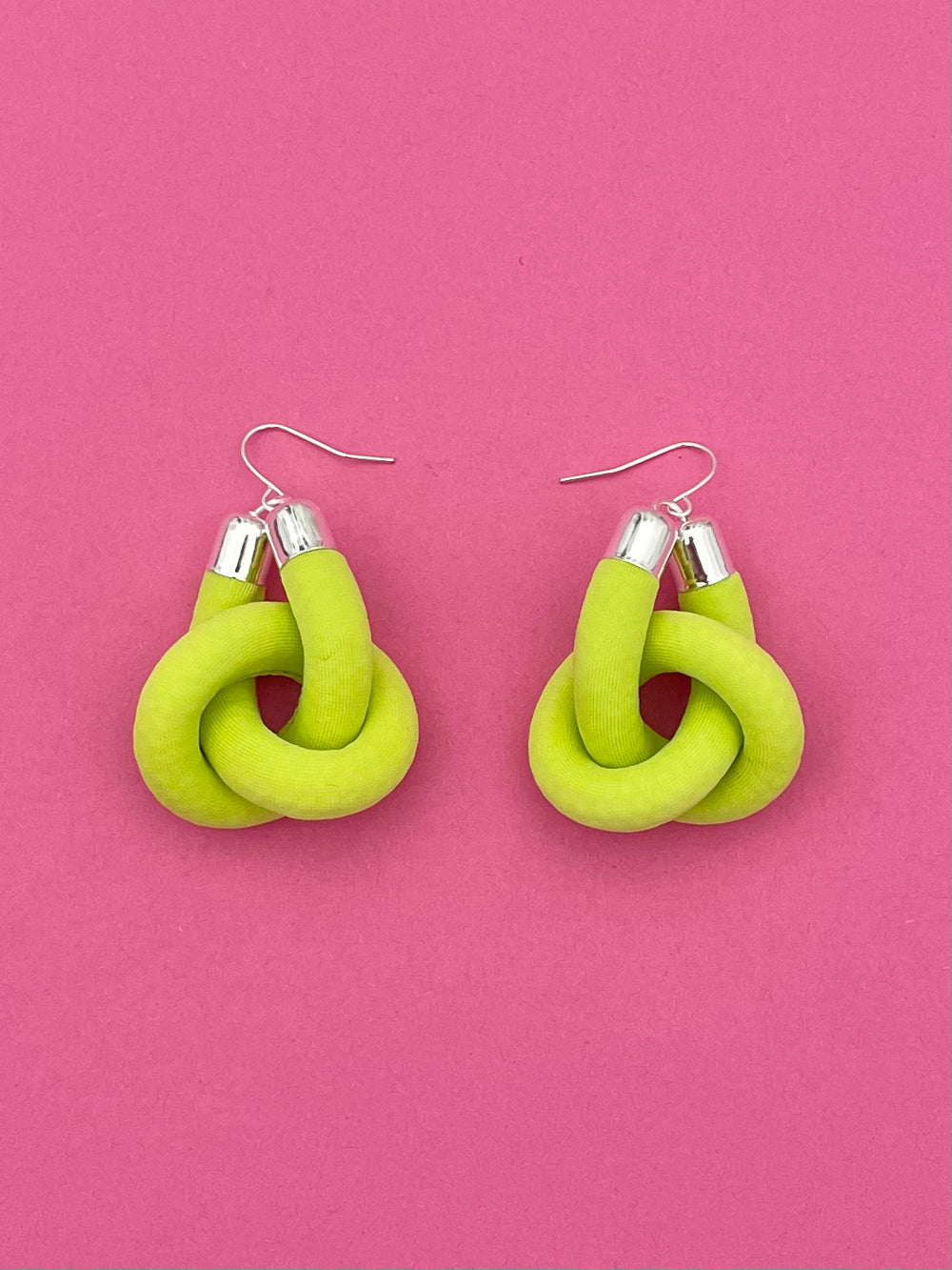 aros nudo colgante de tela verde limon 
