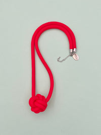 COLLAR BOLA rojo