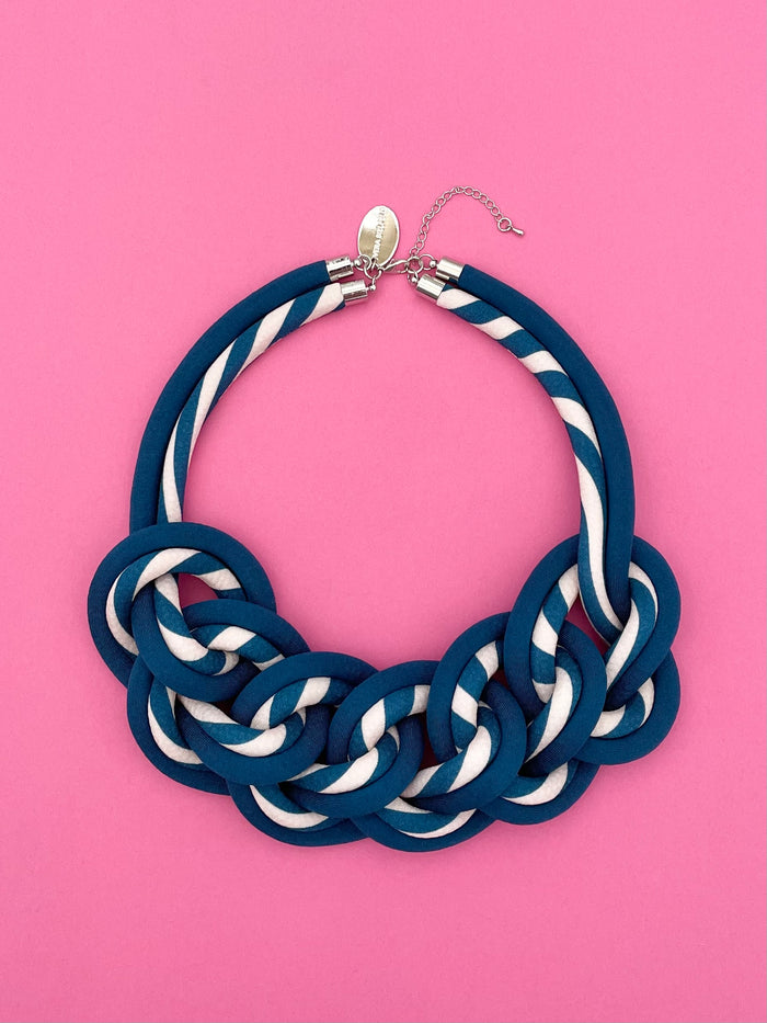 Collar Cadena Doble - rayado azul petróleo / crema