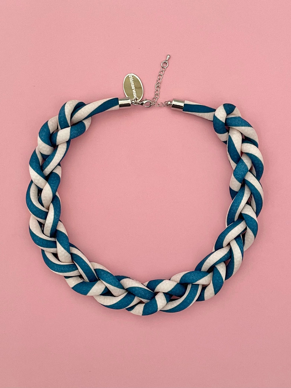 Collar Trenzado - rayado azul petróleo / crema