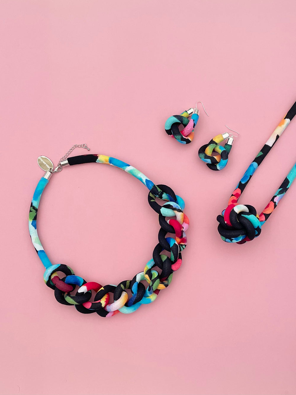 Aros Nudo Colgante - multicolor ochentero