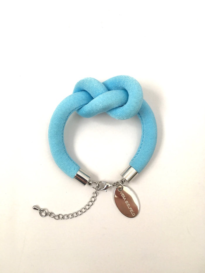 PULSERA NUDO celeste