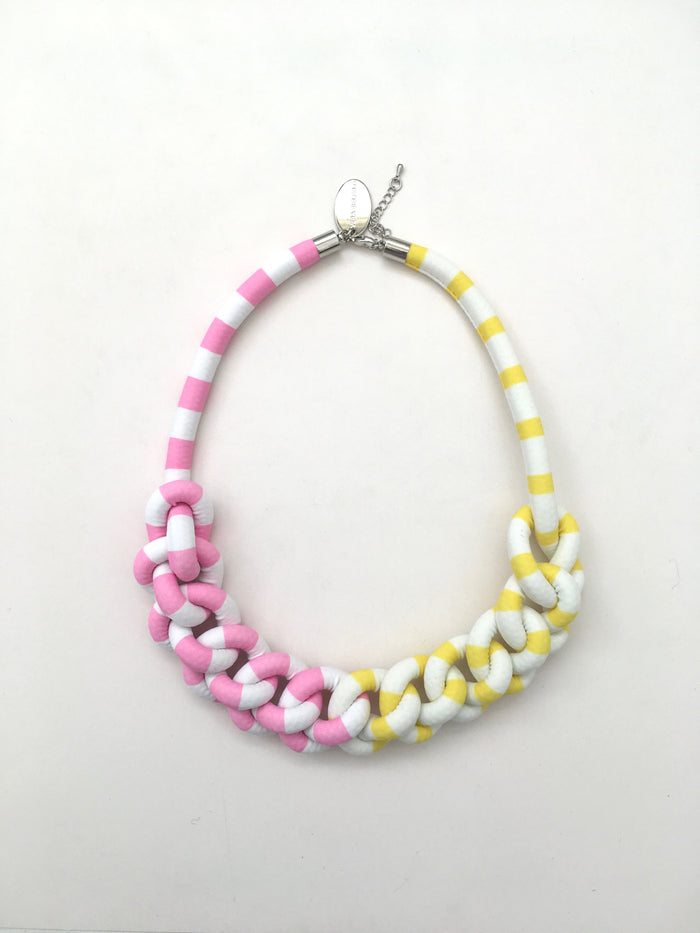 COLLAR CADENA rayado rosado/amarillo